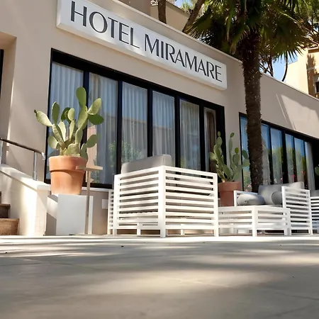Miramare - & - Free Breakfast & Brunch Until 13-00 4*