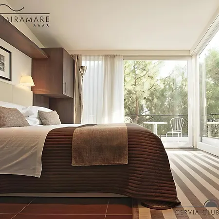 Miramare - & - Free Breakfast & Brunch Until 13-00 4* קרביה